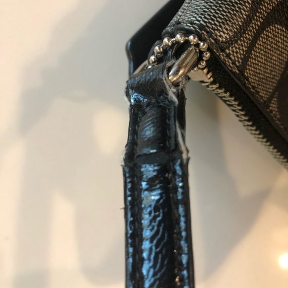 Signature Coach Cross Body Bag with Wallet Insert - Picture 6 of 8